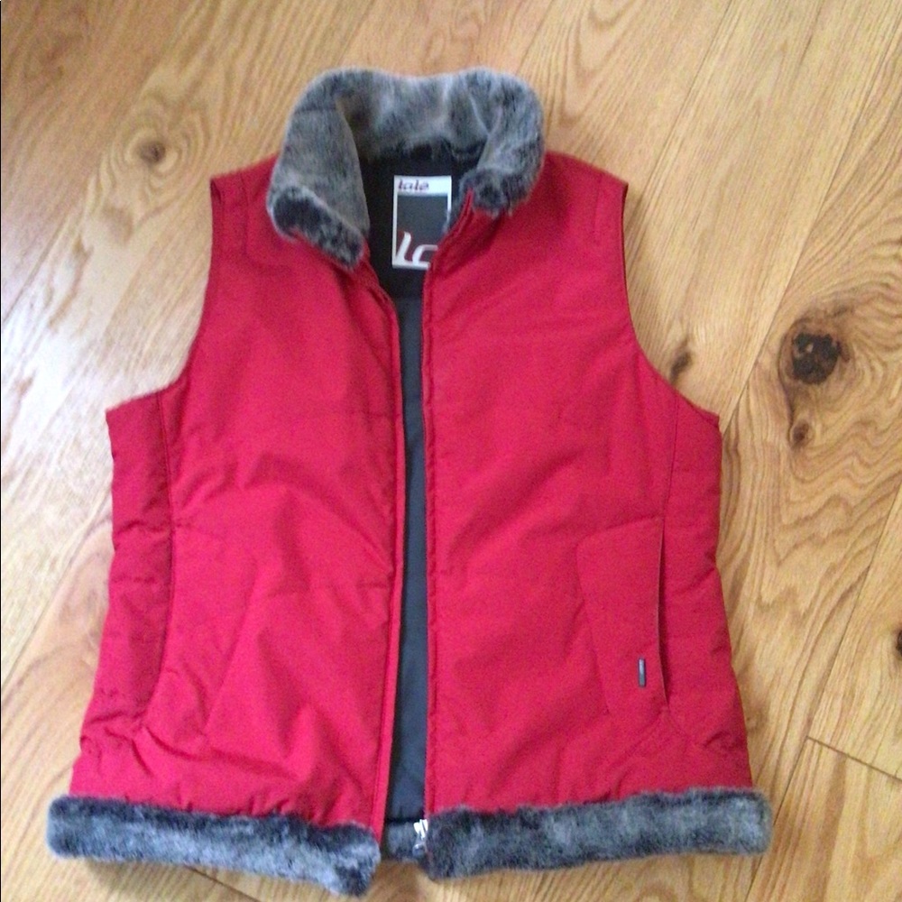 RED LOLE VEST WITH GREY FAUX FUR TRIM